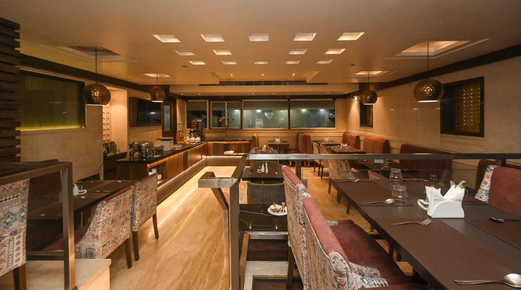 Hotel Le Grande - Mumbai International Airport Exterior foto