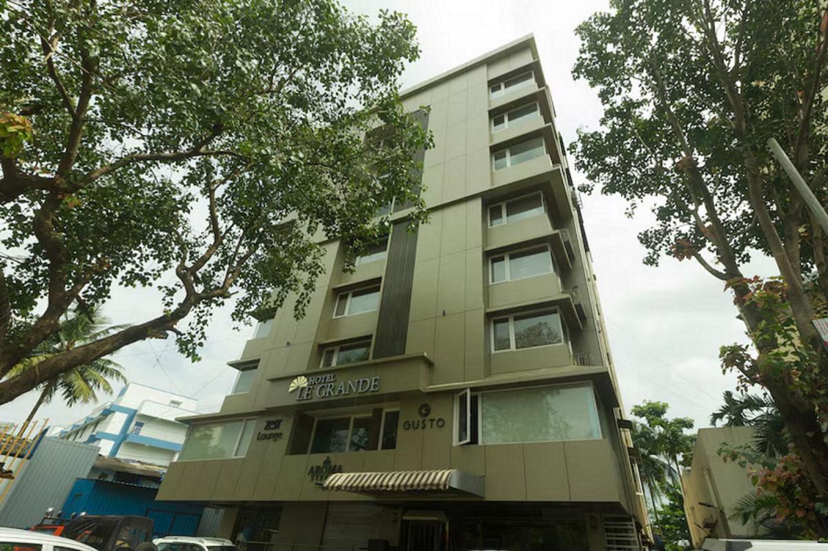 Hotel Le Grande - Mumbai International Airport Exterior foto