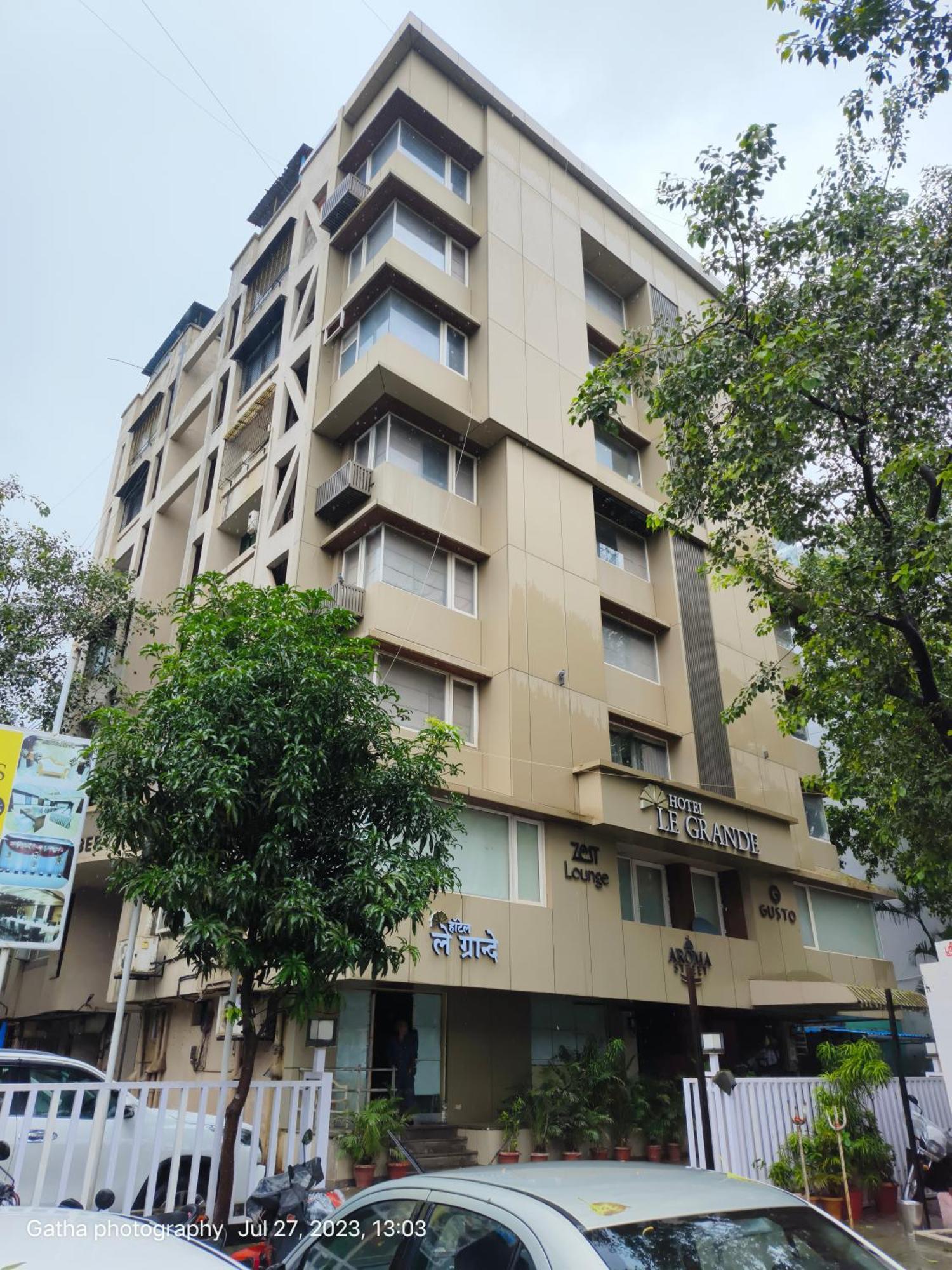 Hotel Le Grande - Mumbai International Airport Exterior foto